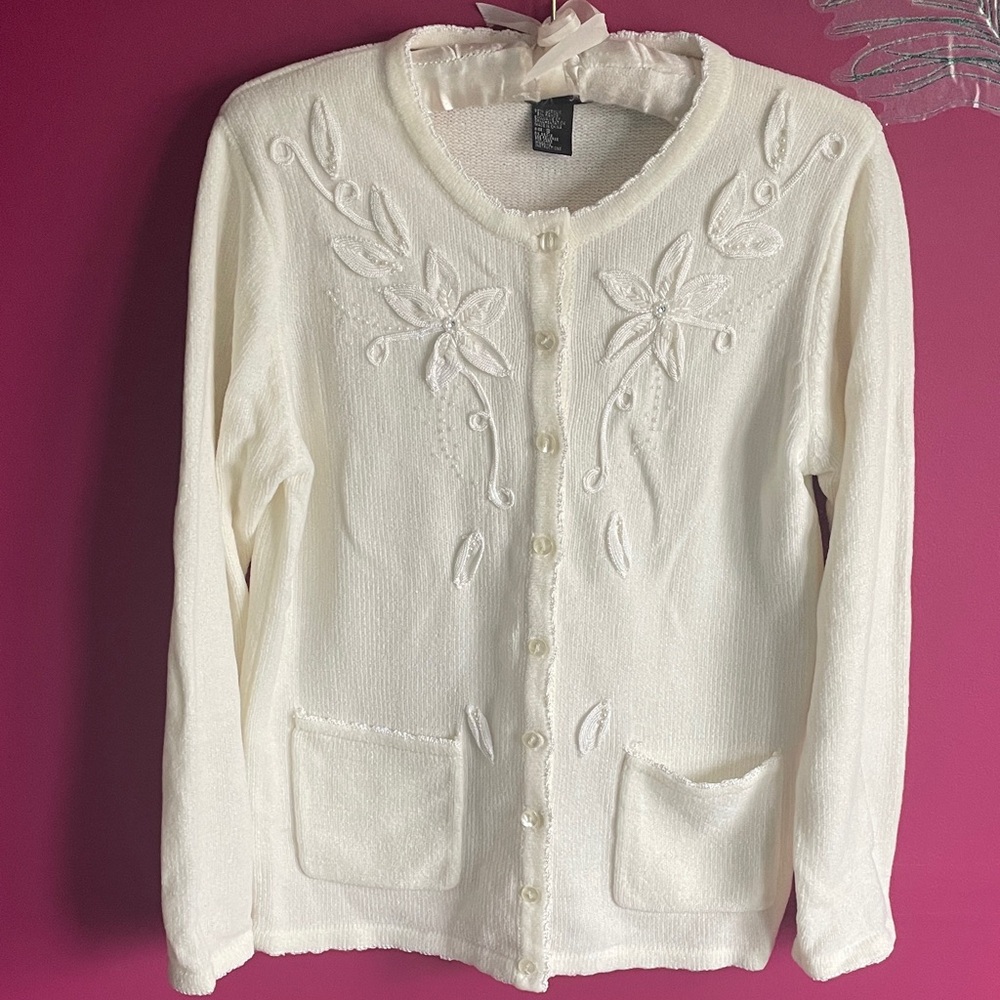 vintage Elegant ivory Embroidered Women's Sweater